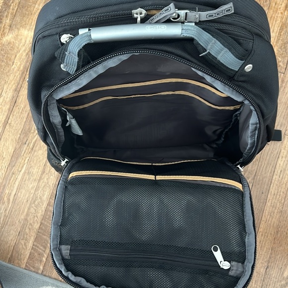 Ogio Laptop Backpack - Picture 3 of 10